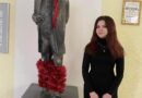 Sukces Zuzi Bonińskiej z klasy 3a w konkursie „Młodzi o HIV i AIDS”