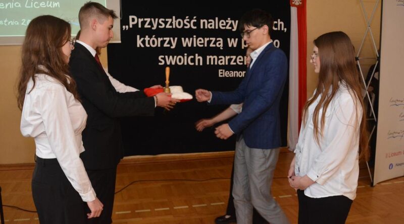 POŻEGNALIŚMY TEGOROCZNYCH ABSOLWENTÓW…